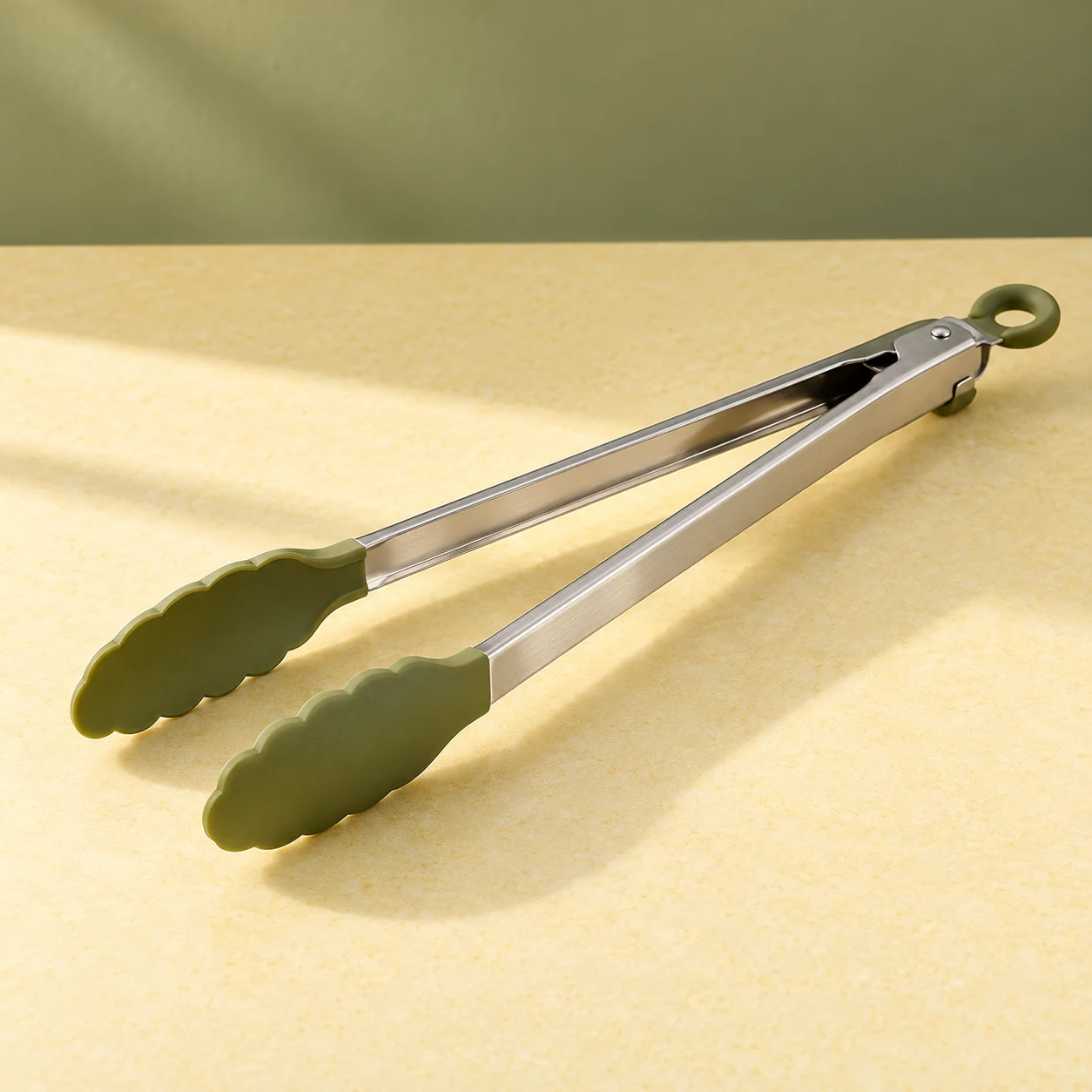 Slim prep tongs